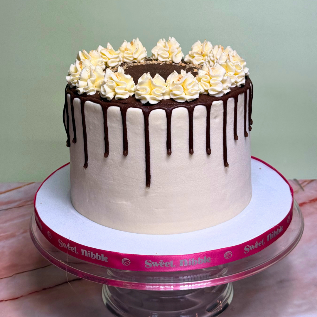Pastel Tres Leches Clásico de Vainilla (18 cm)
